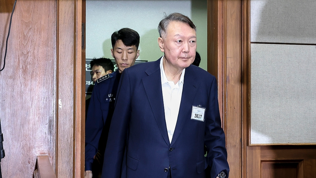 尹锡悦涉嫌违反《政治资金法》案将于3月17日举行首场庭审