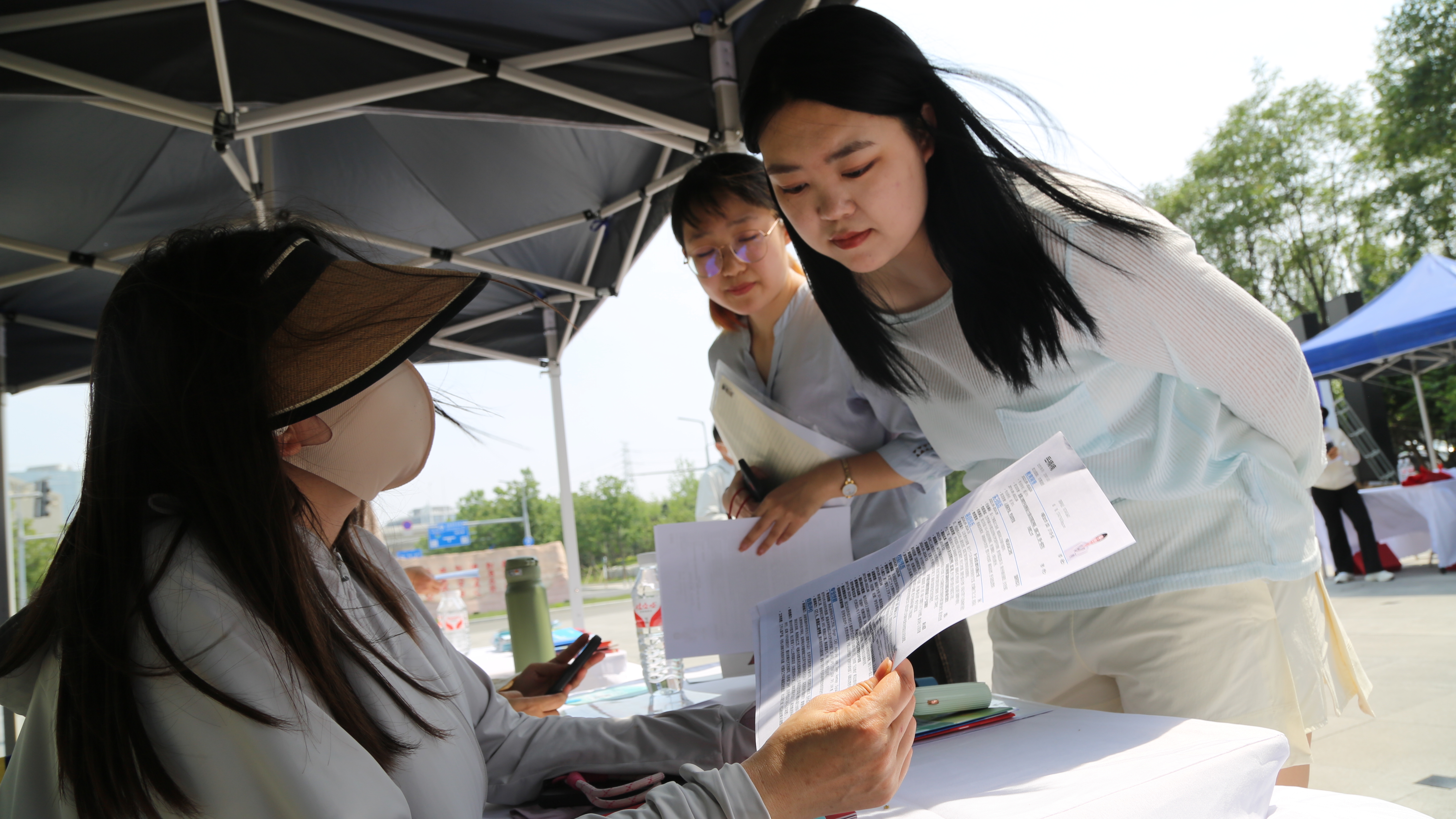 招聘+实践 ！专场活动为驻昌高校学子打通“生命谷”职业通道