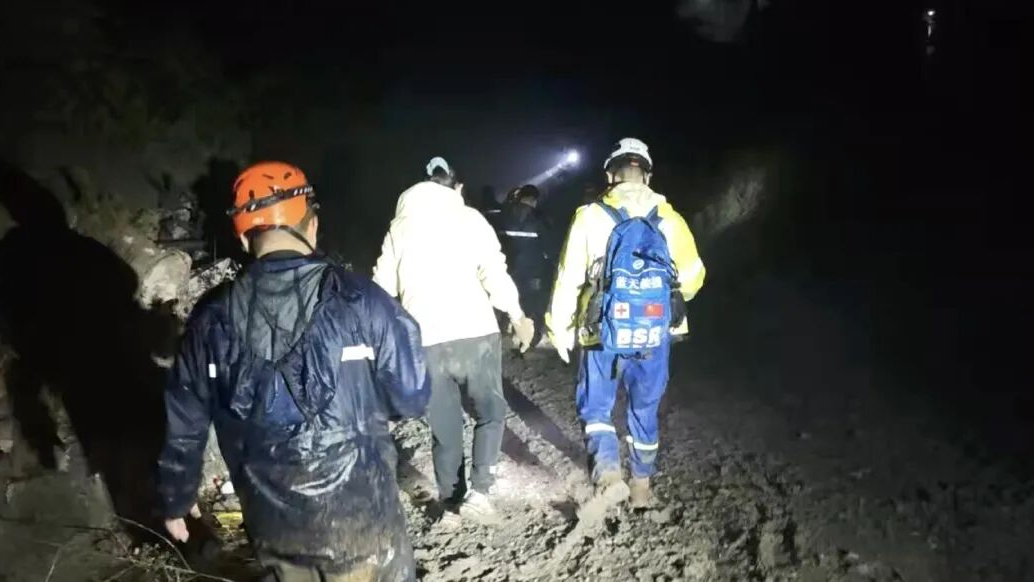 雨天不进山！汛期山区天气多变，爬山游玩安全第一！