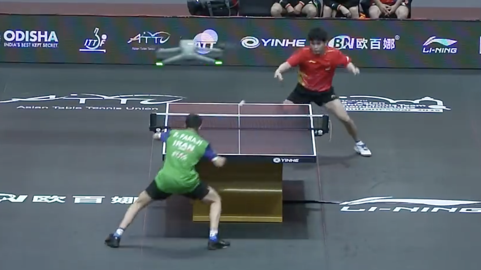 无奇不有!印度亚锦赛现场飞过无人机 无奇不有!印度亚锦赛现场飞过无人机