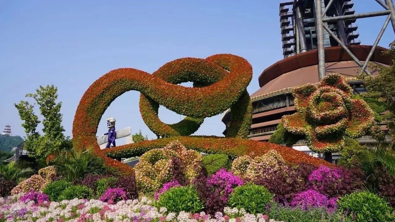 庆盛世兴家国,社区文艺汇演表达浓浓爱国情 庆盛世兴家国,社区文艺汇演表达浓浓爱国情