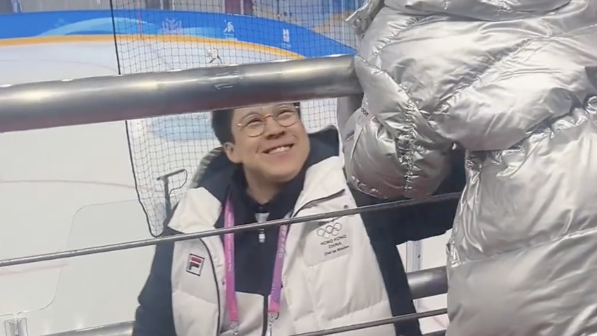 哈尔滨亚洲冬季运动会现场的霍启刚 哈尔滨亚洲冬季运动会现场的霍启刚