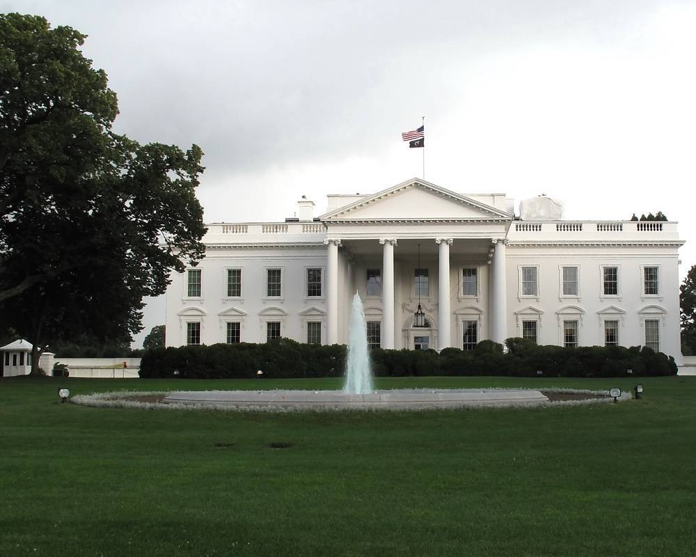 特朗普大规模拆除白宫建筑，美国总统折腾白宫到底图个啥？