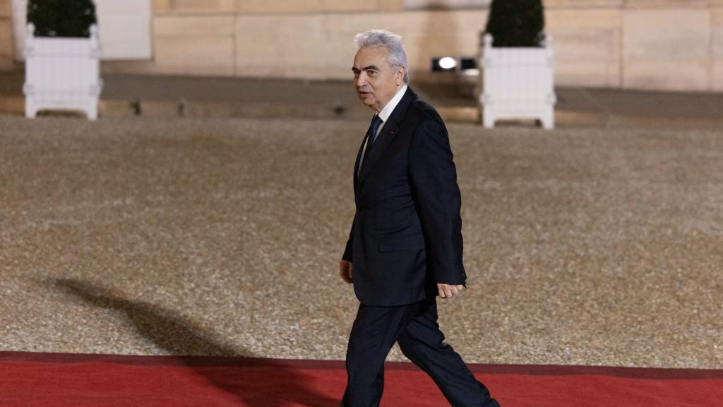 国际能源署成员国一致同意释放4亿桶战略石油储备