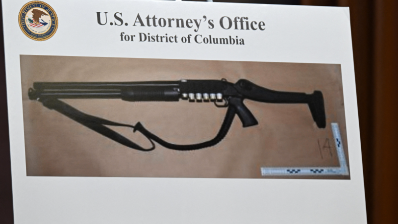 提前订房、持枪冲场 美检方披露白宫记协晚宴枪手作案轨迹