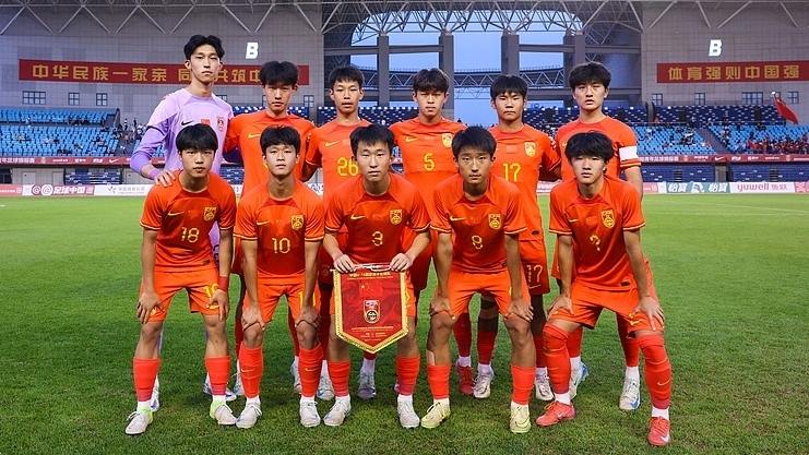 中国U16男足3-2战胜塔吉克斯坦U16男足 取得两连胜 中国U16男足3-2战胜塔吉克斯坦U16男足 取得两连胜