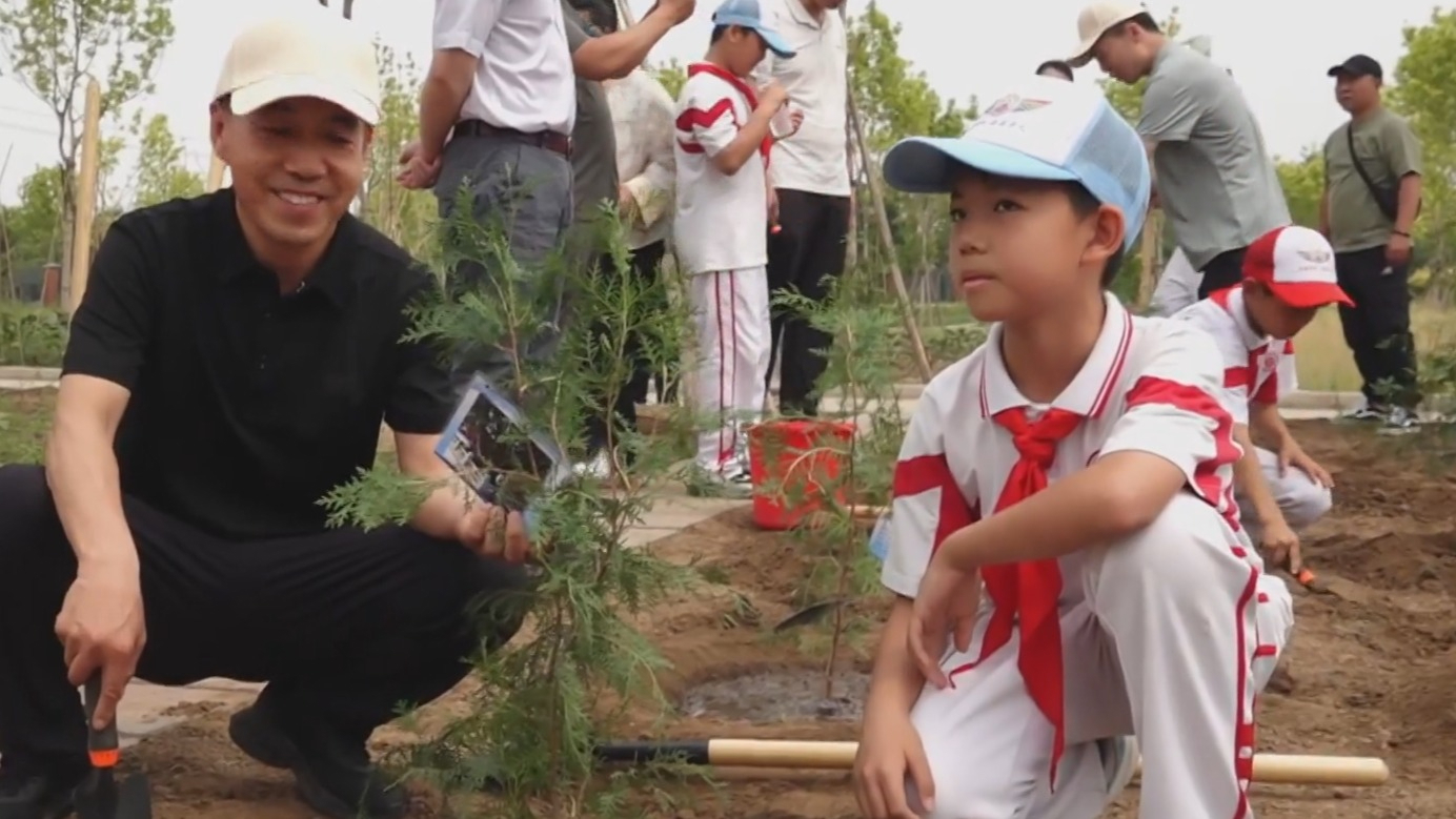 北京首批名古树幼苗进校园