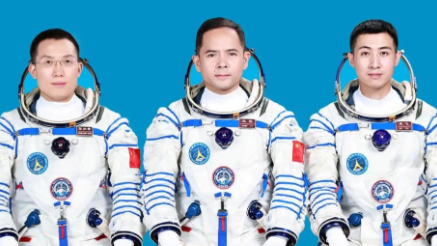 出发!张陆、武飞、张洪章三名航天员领命出征 出发!张陆、武飞、张洪章三名航天员领命出征