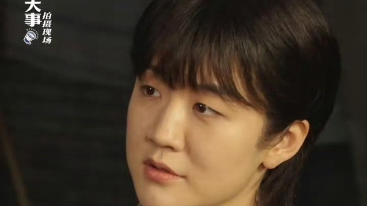 陈梦参演电视剧小城大事 黄晓明片场力夸陈梦有天赋 陈梦参演电视剧小城大事 黄晓明片场力夸陈梦有天赋