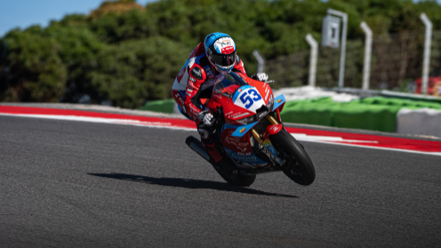 从“张雪机车”夺冠,看中国摩托车产业新趋势 从“张雪机车”夺冠,看中国摩托车产业新趋势