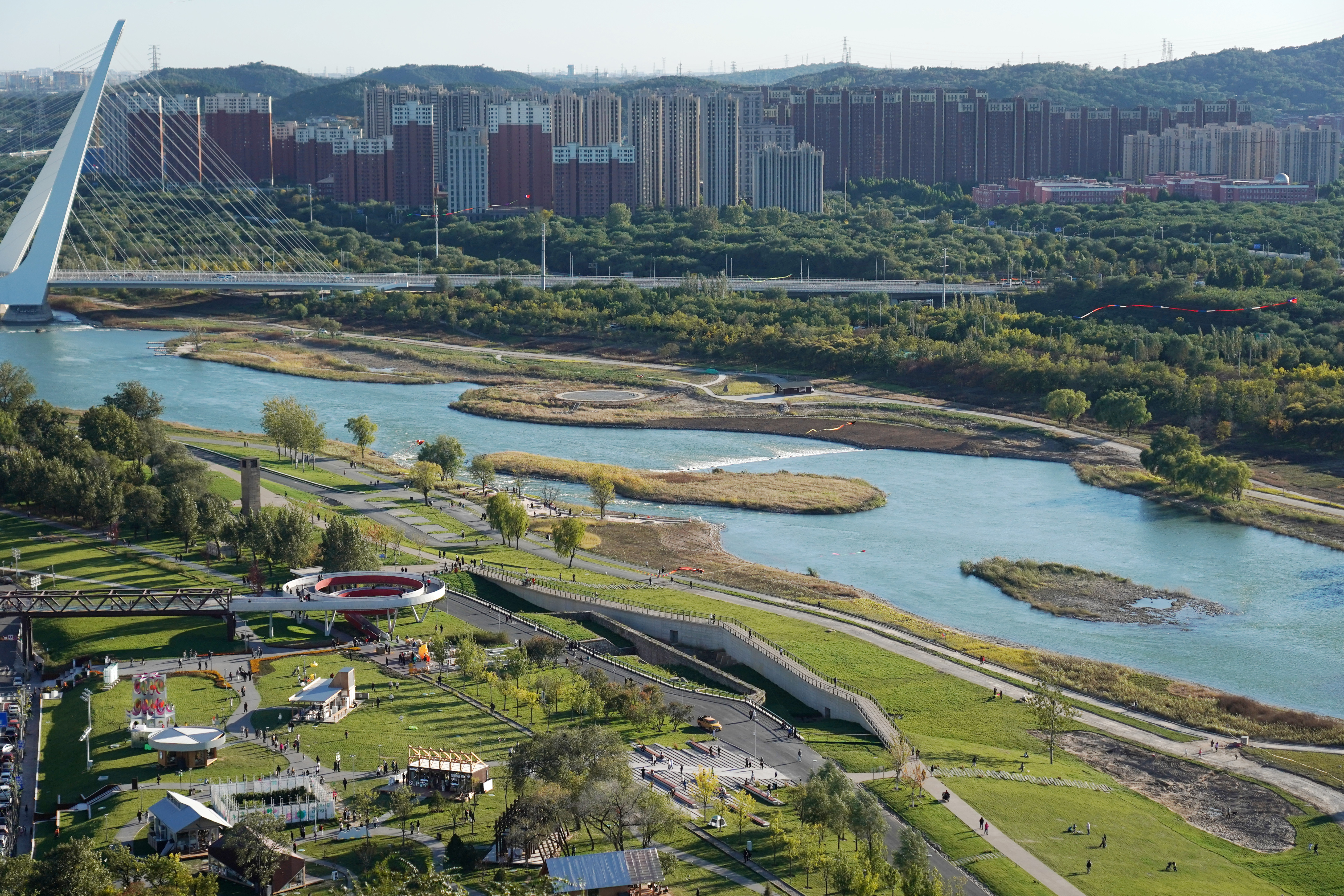 北京：“亮”一条河，“靓”一座城