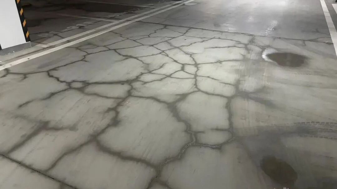 “做得太不地道了”！一场大雨暴露新房多项质量瑕疵……
