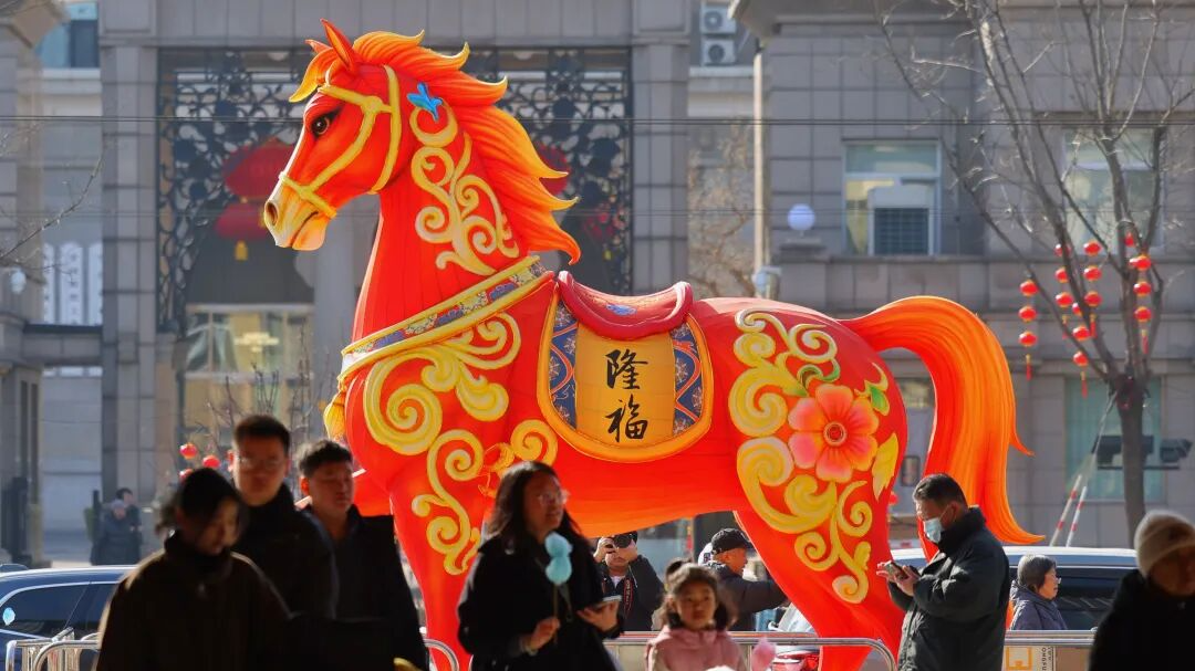 隆福寺回归“顶流”，老北京记忆如何成了全民打卡地？