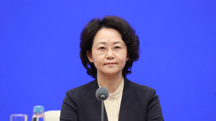 “智能眼镜销售同比增长1.8倍，1.3亿人AI购物”