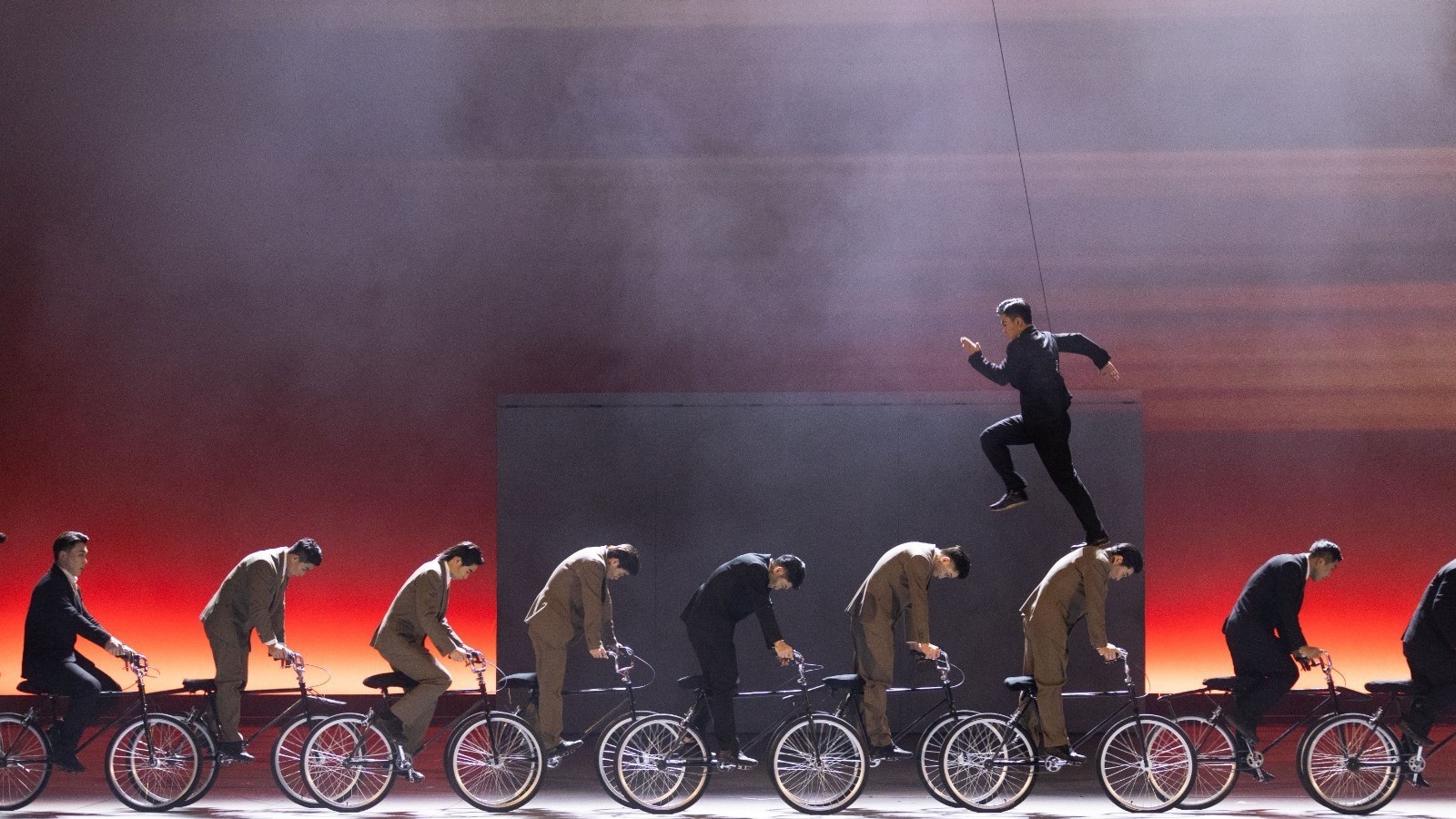 国家艺术基金资助精品《屋顶上的北平》尽显中华风骨与文化自信 国家艺术基金资助精品《屋顶上的北平》尽显中华风骨与文化自信