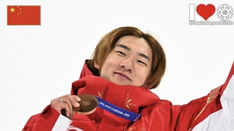 苏翊鸣获得单板滑雪男子大跳台铜牌,王一博第一时间就在ins点赞! 苏翊鸣获得单板滑雪男子大跳台铜牌,王一博第一时间就在ins点赞!