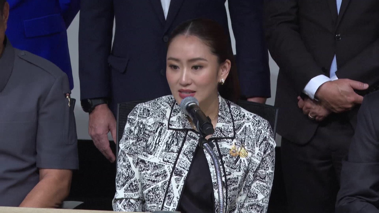 泰国执政联盟提名贝东丹·西那瓦为总理候选人 泰国执政联盟提名贝东丹·西那瓦为总理候选人