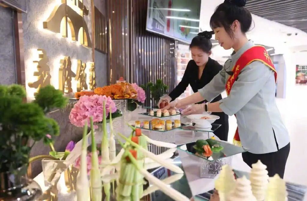 北京多门店元旦餐位订满!有店跨年夜要等位到凌晨三四点 北京多门店元旦餐位订满!有店跨年夜要等位到凌晨三四点