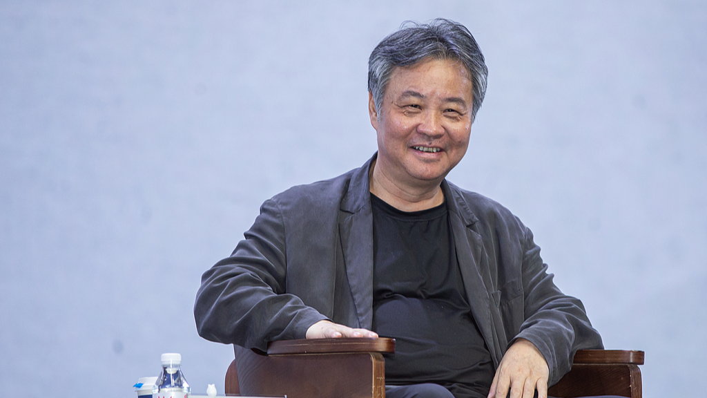 余华回应网友“以为走了几年了”:抱歉,还在 余华回应网友“以为走了几年了”:抱歉,还在