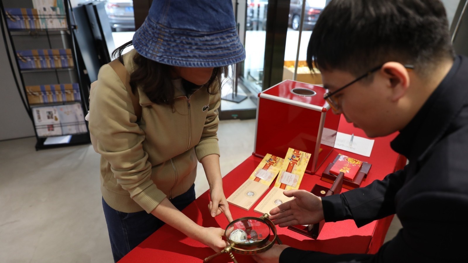 2025年“3·15”贵金属纪念币反假宣传活动在京举行
