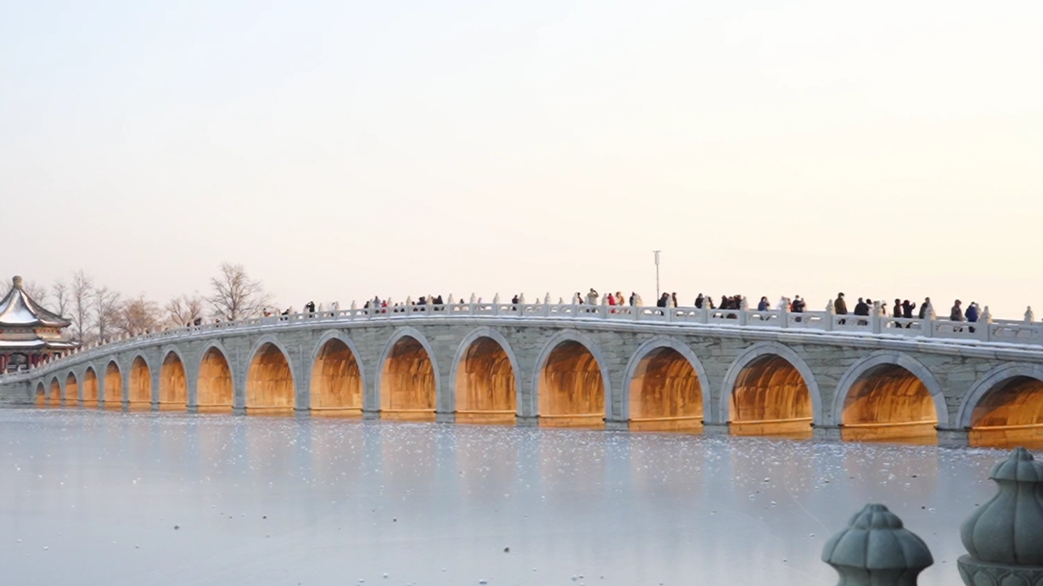 “金光穿洞”，冬至的氛围感拉满