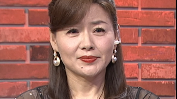 22岁时为那一眼心动，偷跑嫁一见钟情的他