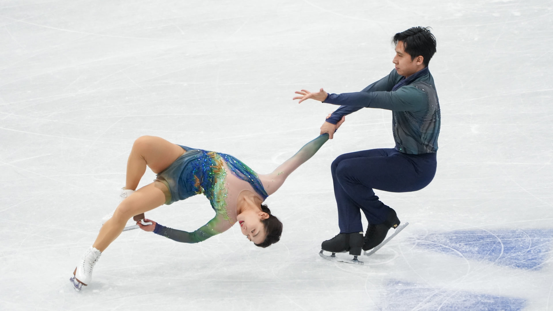 从花滑节目到比赛装备 中国健儿向世界传递中国文化 从花滑节目到比赛装备 中国健儿向世界传递中国文化