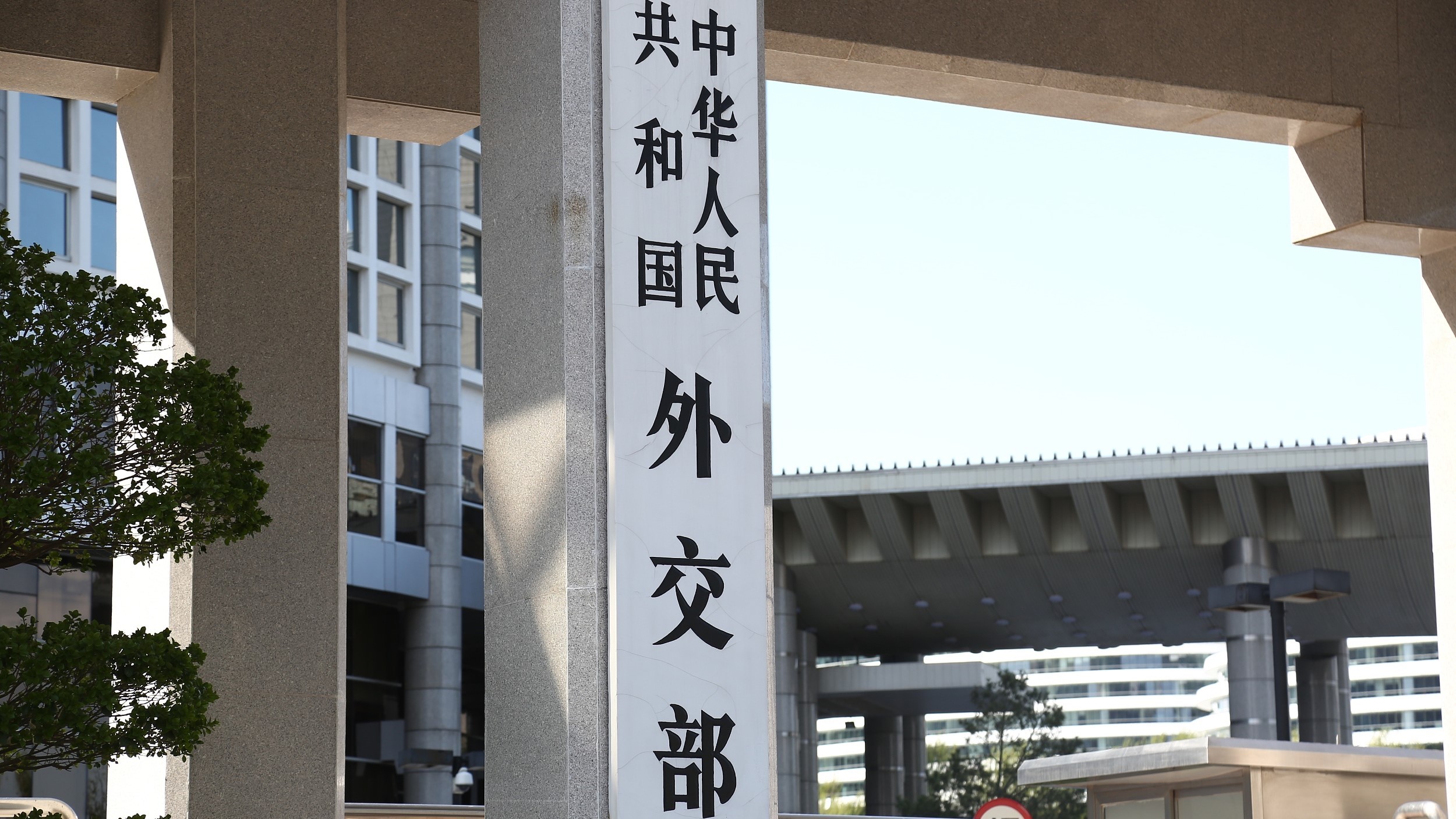 美军拟在菲律宾建军事燃料库,外交部回应 美军拟在菲律宾建军事燃料库,外交部回应