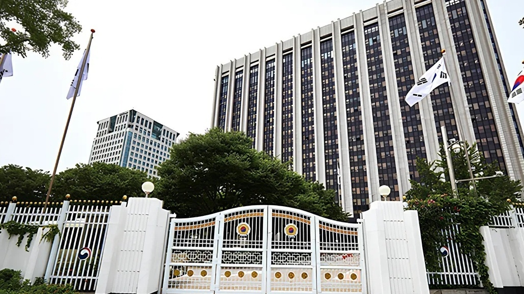 朝鲜炸路、韩国射击回应 半岛局势何以突然“变天”？一文梳理