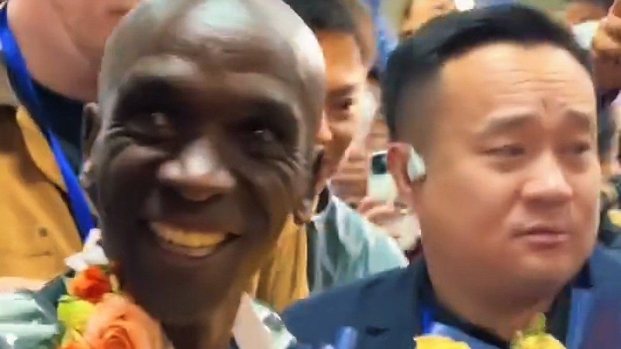 基普乔格空降石家庄 为北方开年赛事注入世界级魅力 基普乔格空降石家庄 为北方开年赛事注入世界级魅力