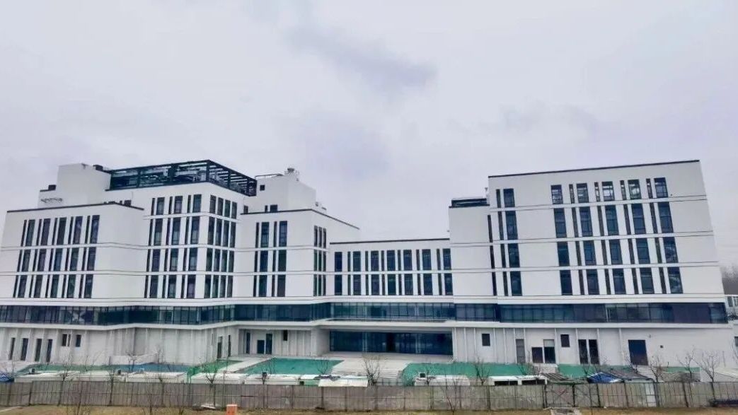 “最后拼图”加速落位！分子影像与医学诊疗探针创新平台冲刺安装调试