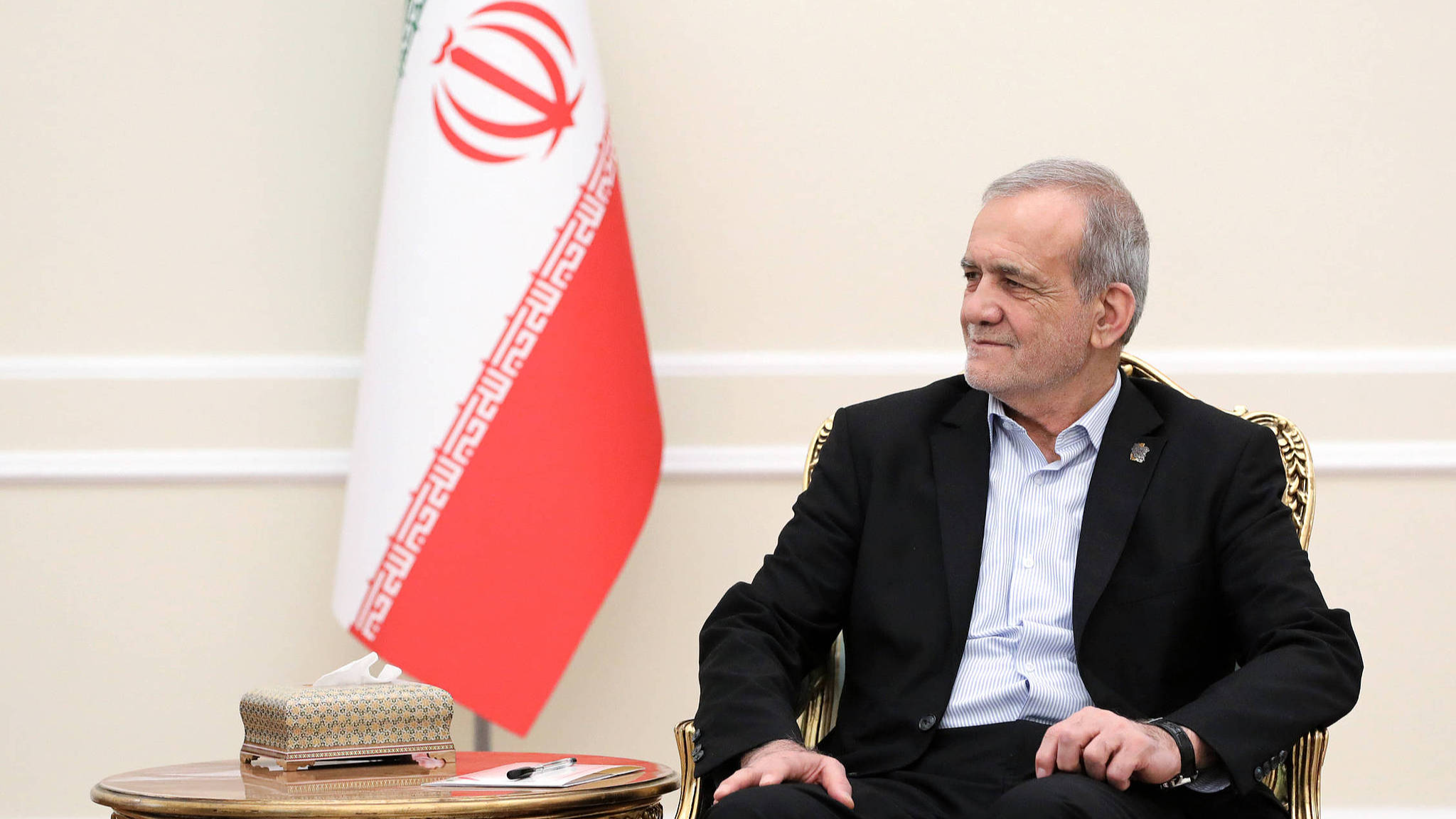 伊朗媒体：伊朗总统佩泽希齐扬安全无事