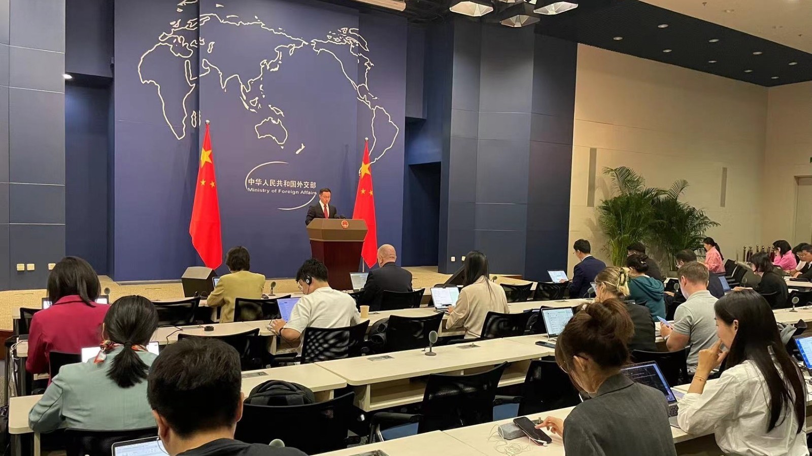 外交部:葡萄牙、希腊这几个国家也将试行来华免签 外交部:葡萄牙、希腊这几个国家也将试行来华免签