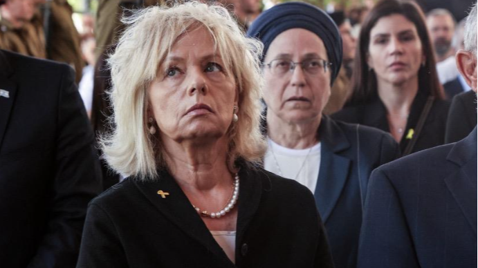 以色列总检察长：尚未审查内塔尼亚胡赦免请求