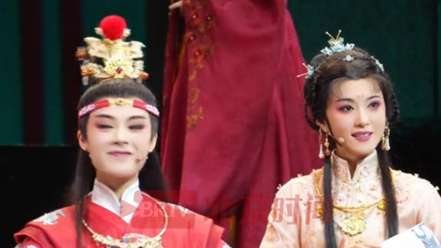 恭喜90后越剧演员陈丽君、李云霄,破格晋升一级演员(正高级) 恭喜90后越剧演员陈丽君、李云霄,破格晋升一级演员(正高级)