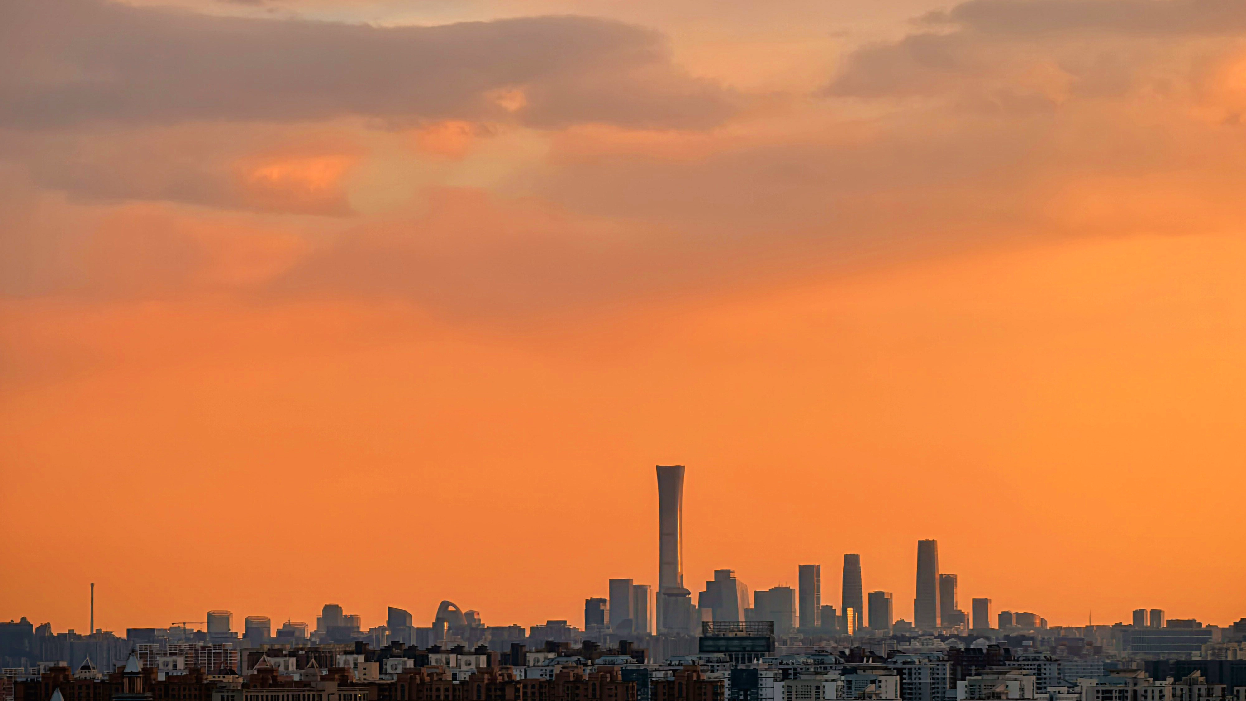 2月的第一个晚霞,谱写光与影的浪漫 2月的第一个晚霞,谱写光与影的浪漫