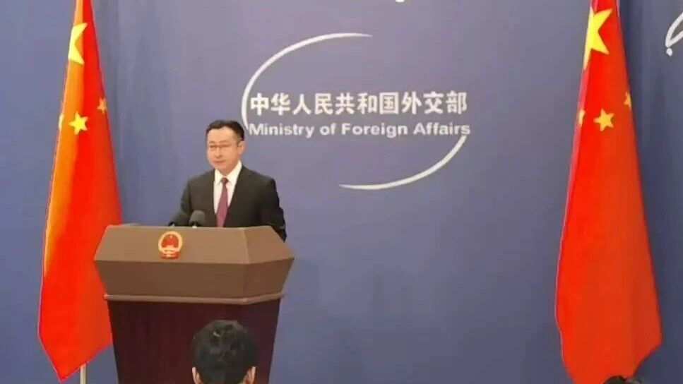 高市早苗有意让自卫队“入宪”,外交部回应 高市早苗有意让自卫队“入宪”,外交部回应