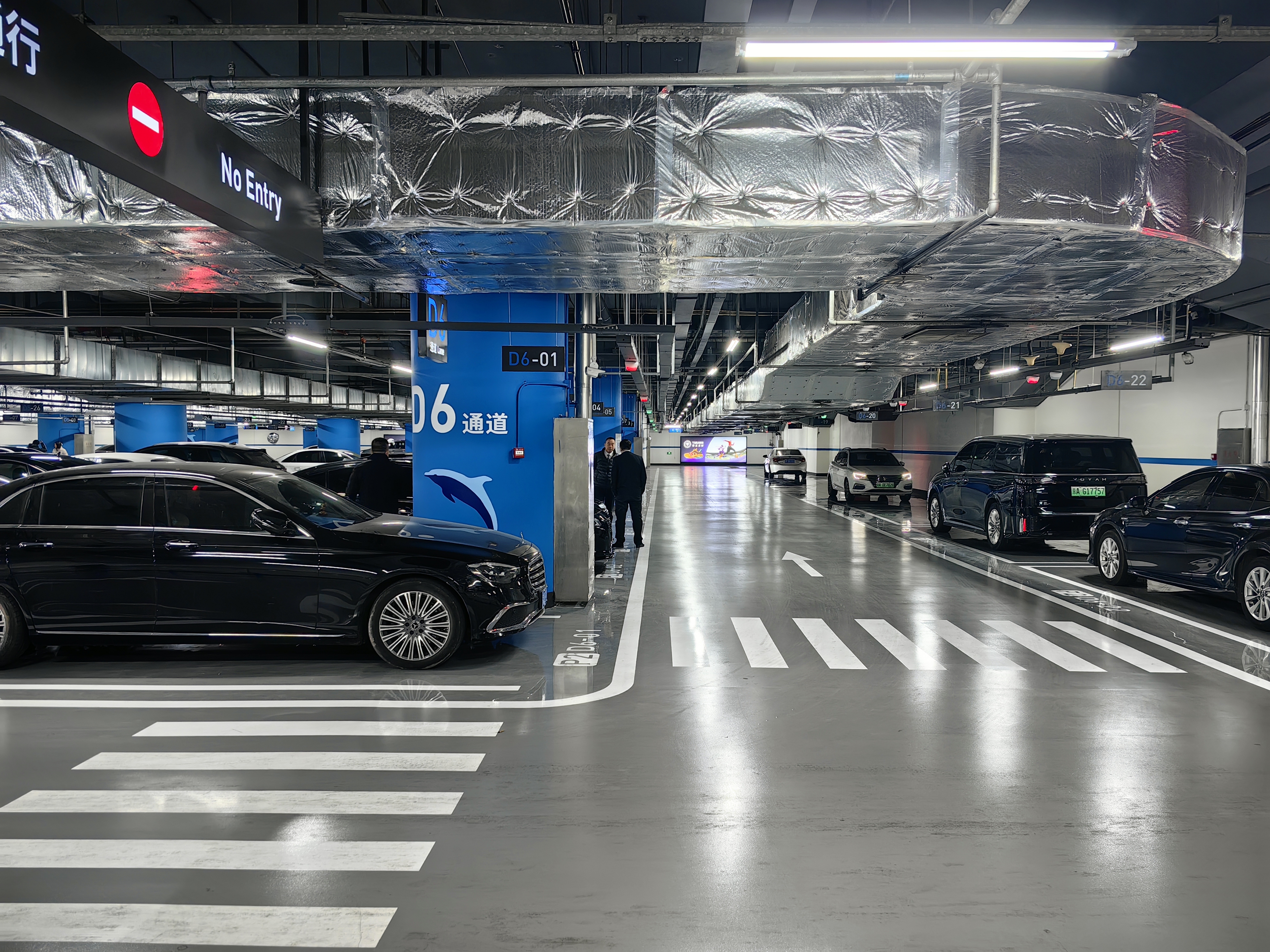找车不再靠运气,北京南站地下停车场智慧化升级 找车不再靠运气,北京南站地下停车场智慧化升级