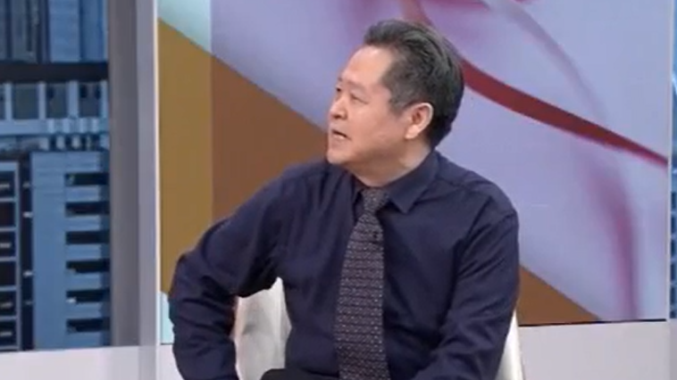 女士听到男士无房之后秒变脸