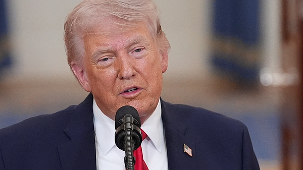 特朗普称被击落战机的第二名机组人员“身受重伤” 特朗普称被击落战机的第二名机组人员“身受重伤”