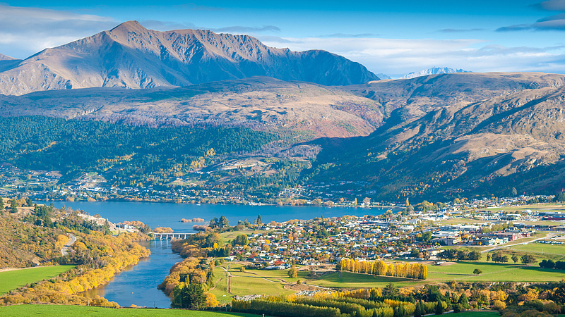 中国公民持有效澳大利亚签证今起可免签入境新西兰