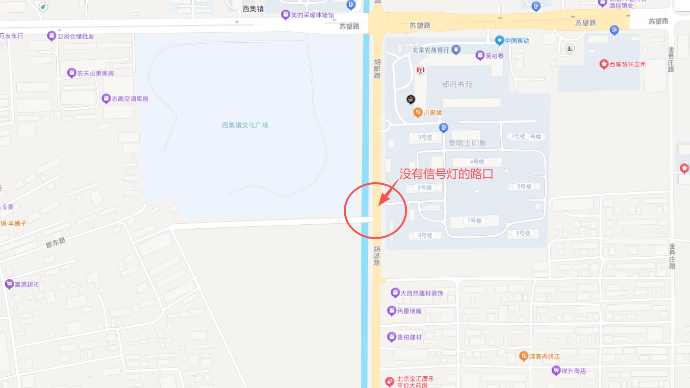 不仅不让人,有的车还加速!这个没有信号灯的路口太难走 不仅不让人,有的车还加速!这个没有信号灯的路口太难走