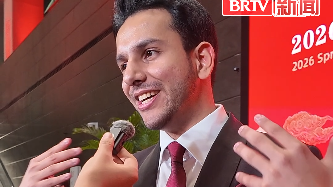 外籍记者方浩明喊你来看大好河山!新年愿望是更多地报道中国故事 外籍记者方浩明喊你来看大好河山!新年愿望是更多地报道中国故事