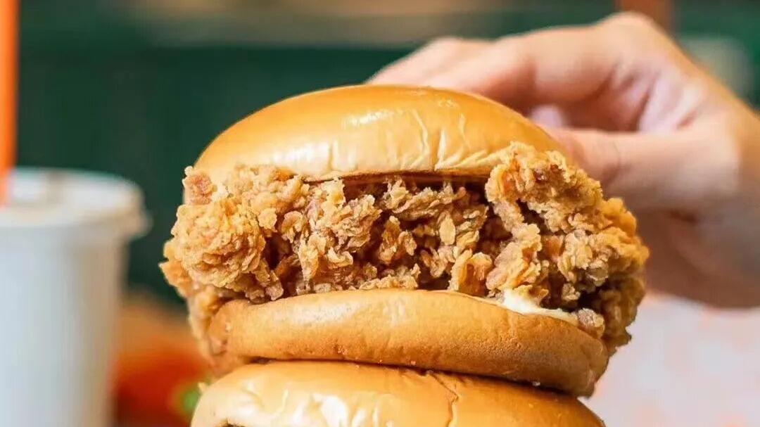 火遍北美的炸鸡，终于开回北京了！