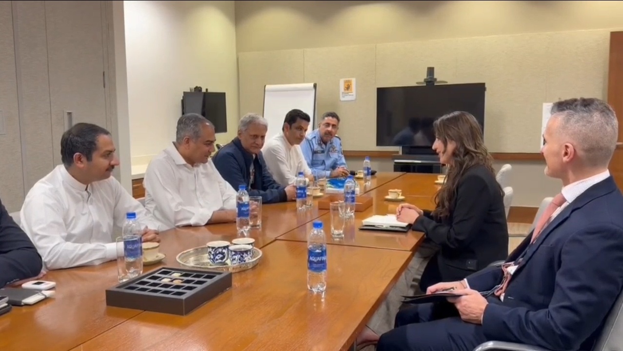 巴基斯坦内政部长前往美使馆讨论美伊第二轮谈判事宜 巴基斯坦内政部长前往美使馆讨论美伊第二轮谈判事宜