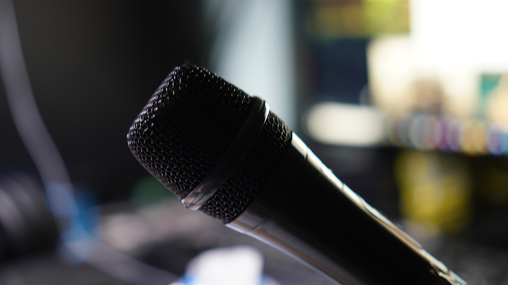 美媒称伊朗议长和外长暂被移出美以清除名单