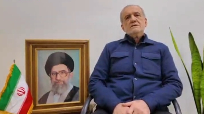 伊朗总统发表最新讲话 称绝不可能无条件投降 伊朗总统发表最新讲话 称绝不可能无条件投降