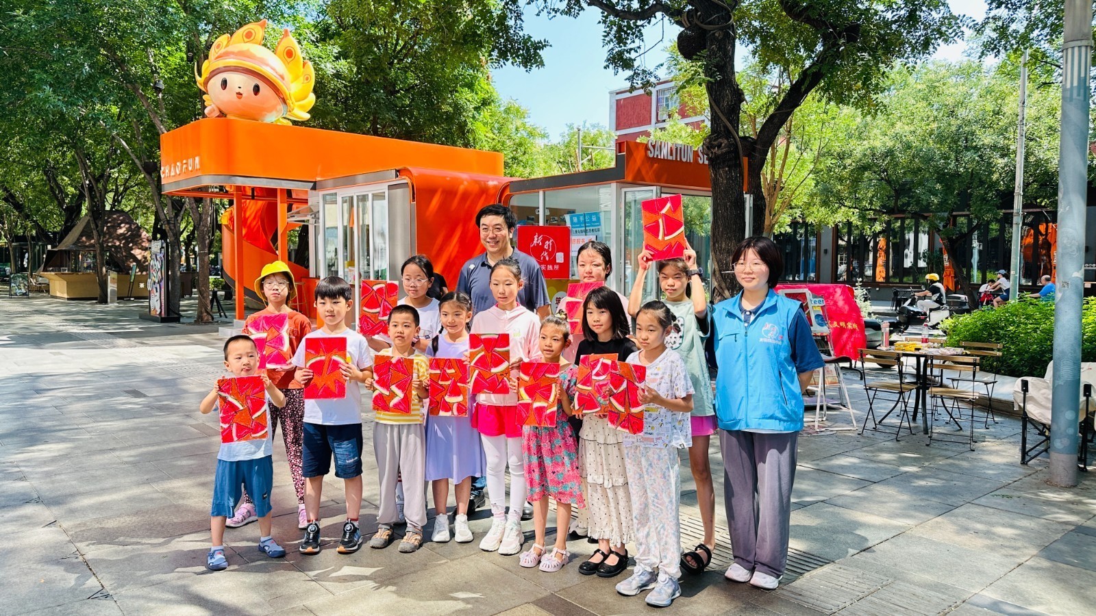 一起来解锁三里屯国际志愿服务小屋的“1+4+N”种打开方式 一起来解锁三里屯国际志愿服务小屋的“1+4+N”种打开方式