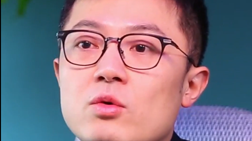 帮别人转账可能涉及诈骗或洗钱