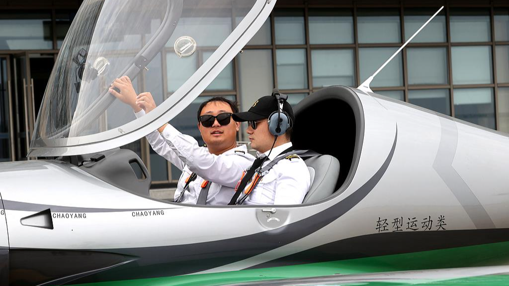 从“看得见”到“坐得上”,2026低空市场如何加速打开? 从“看得见”到“坐得上”,2026低空市场如何加速打开?